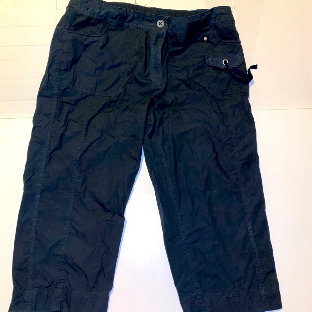Oleg Cassini Sport Cropped Pants size XL.
